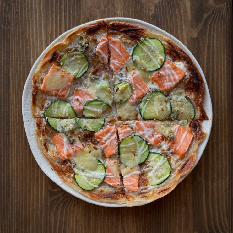 Фото Роти с лососем и горгонзолой 