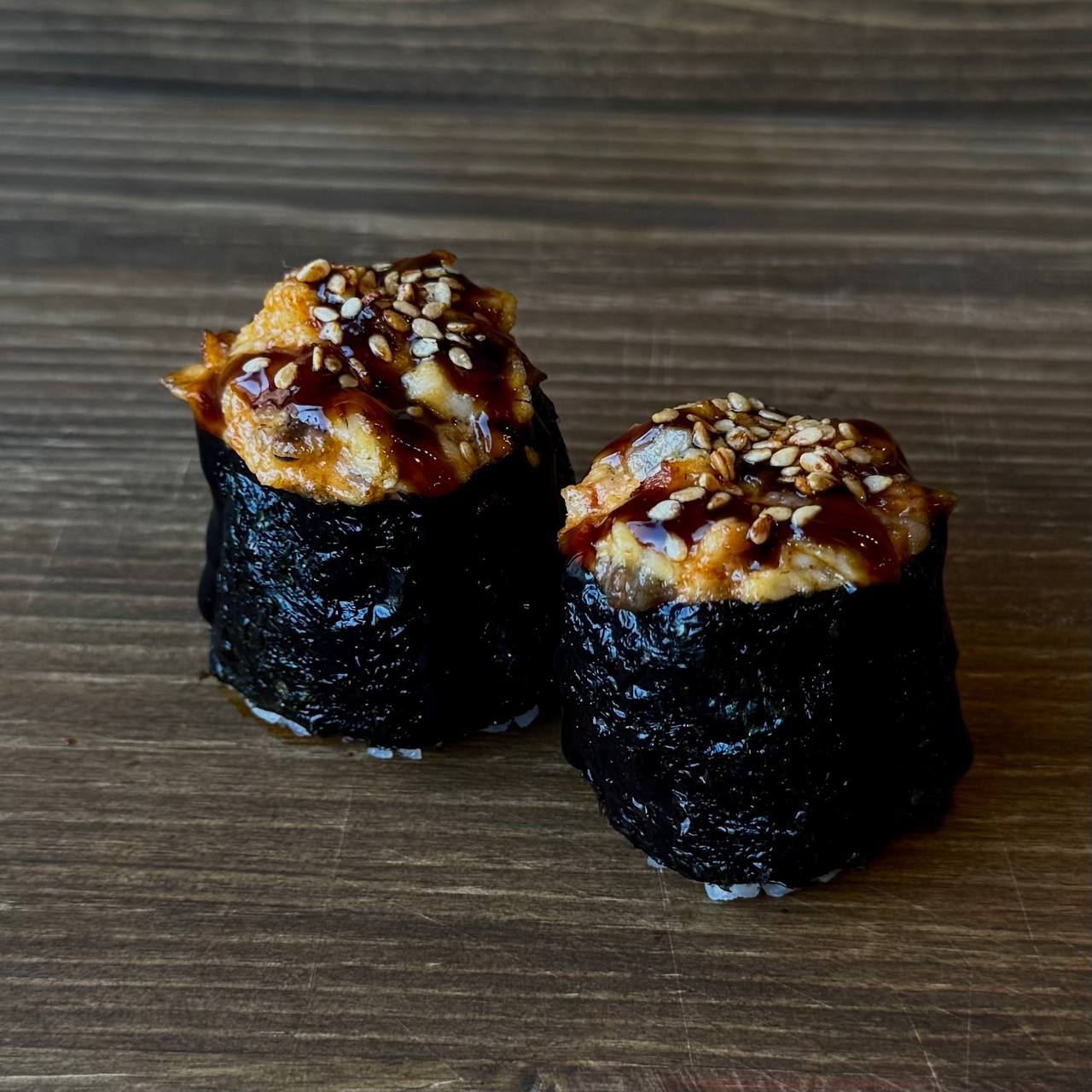 Фото Гункан с угрем запеченный