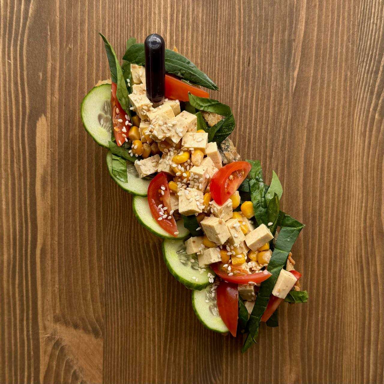 Фото Азиатский хот-дог веган