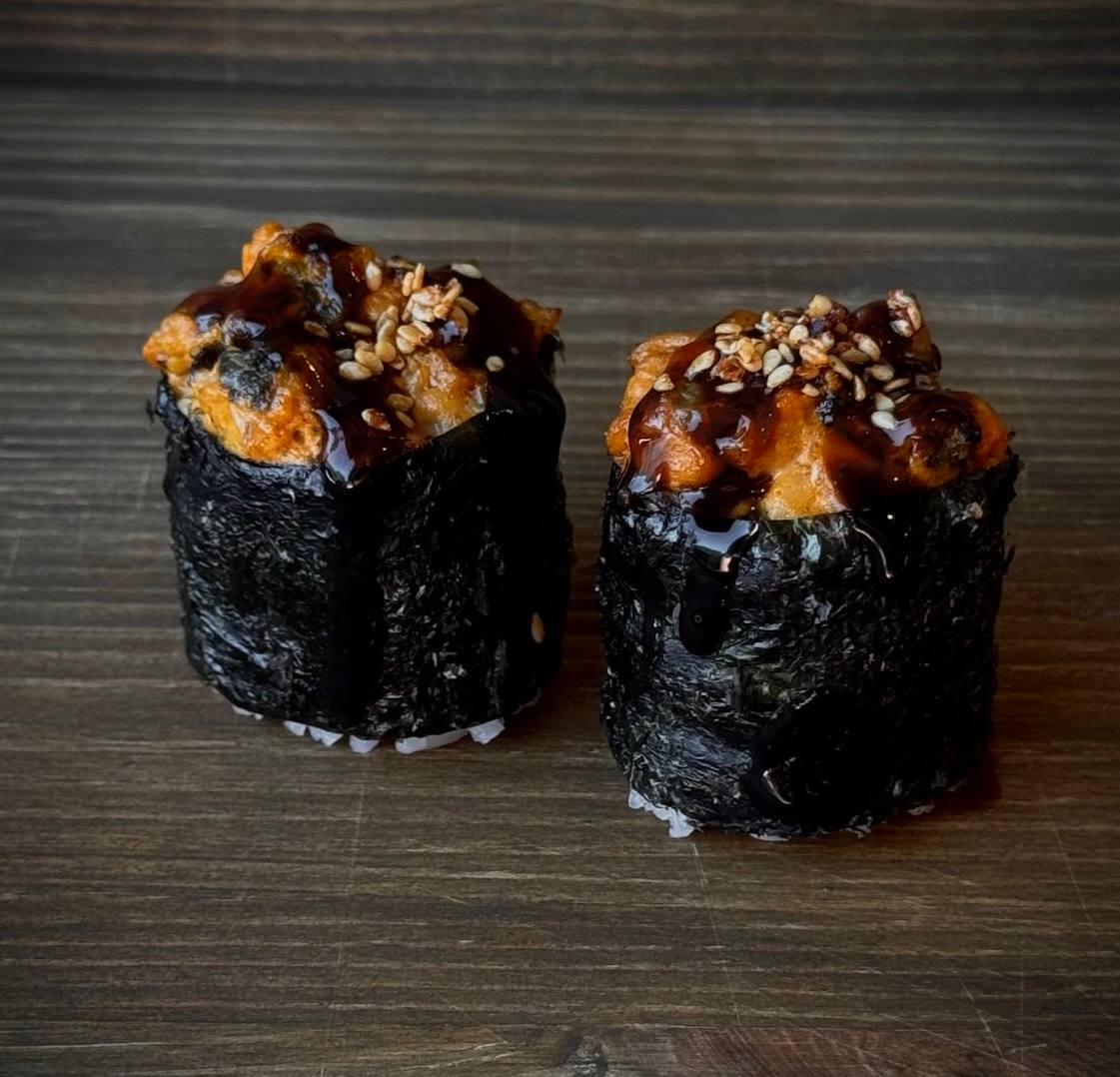 Фото Гункан с мидиями запеченный